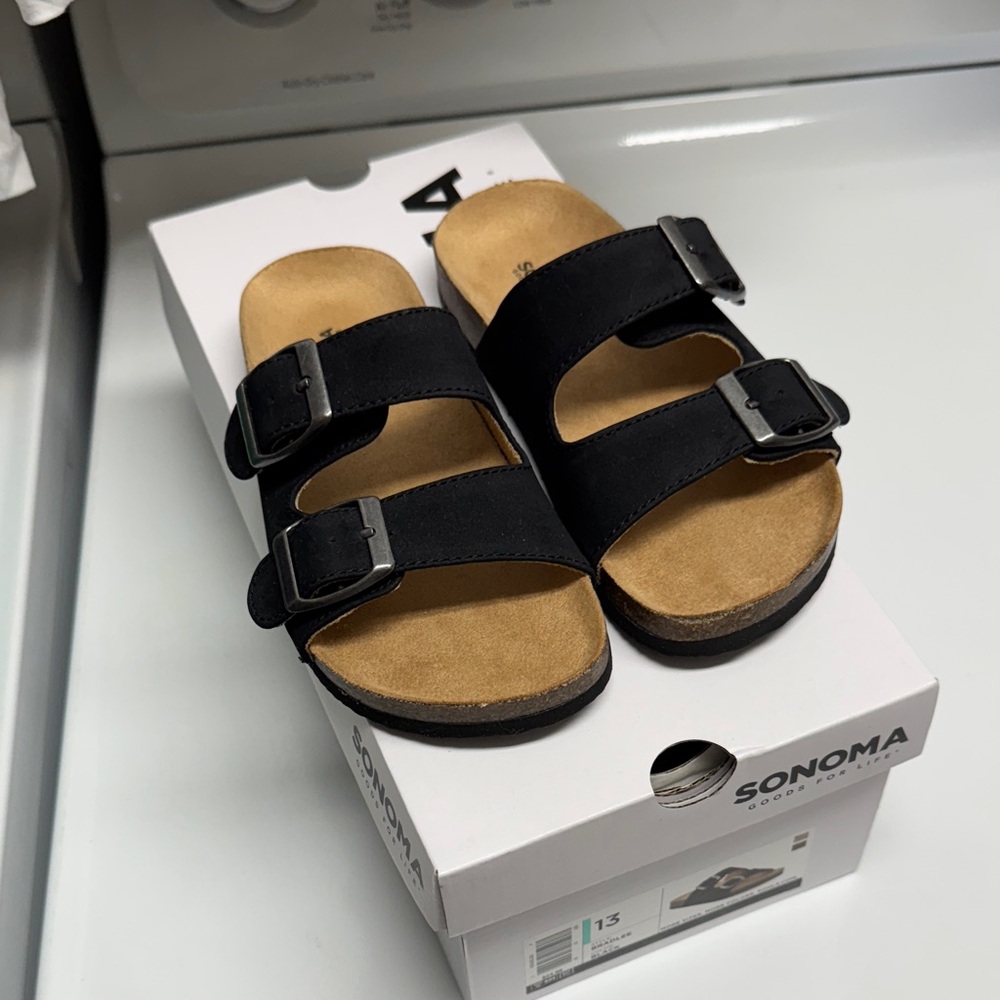Sonoma Kids Black and Tan Sandals